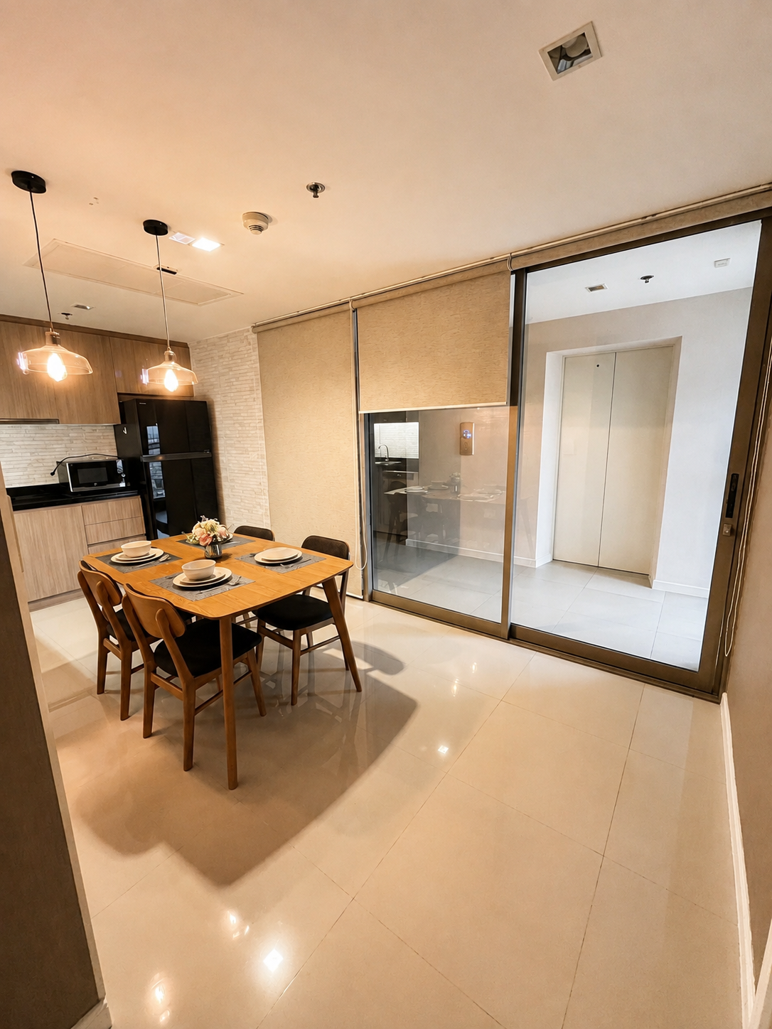 Furnished dining area
